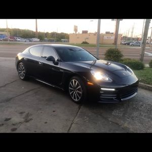 Meet your Posher, Moshiu